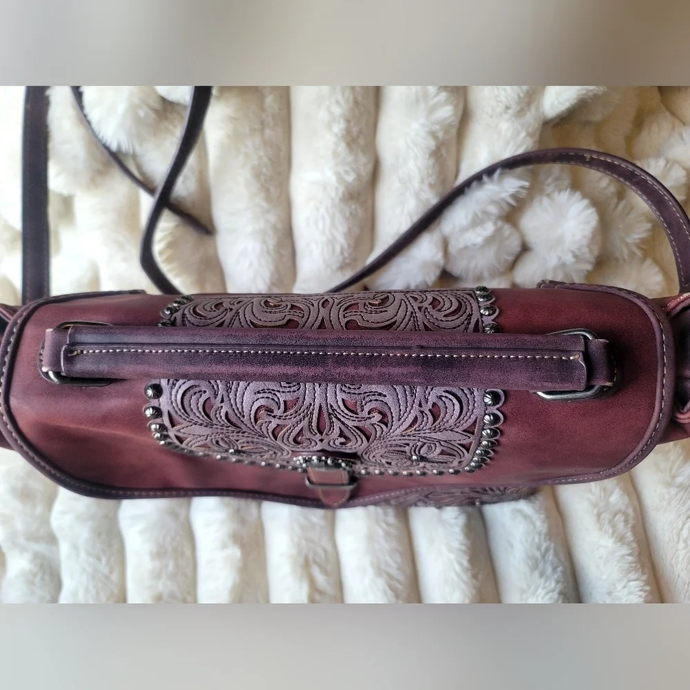 Montana West Beautifully Embossed Burgundy/Red‎ Wine Western Handbag - Picture 5 of 15